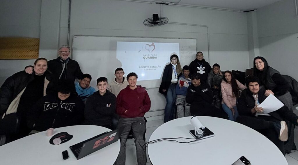 24 jovens iniciam uma nova jornada no Conexão com o Futuro.