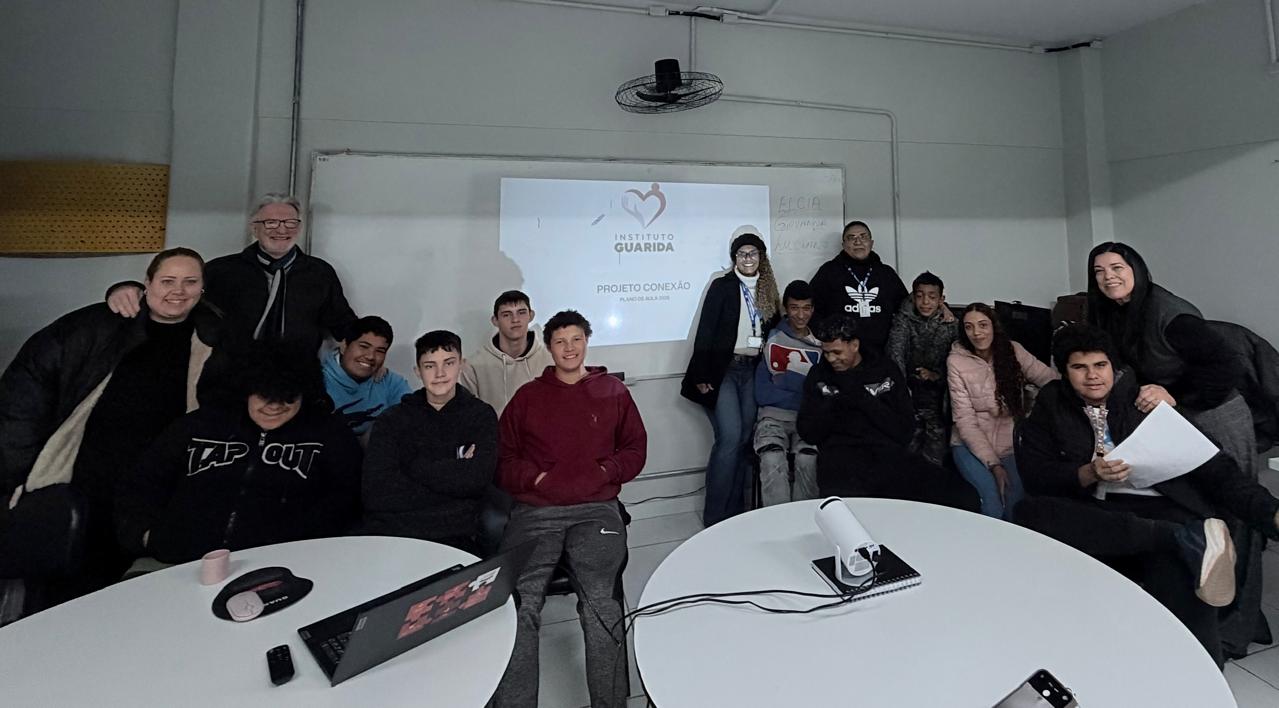 24 jovens iniciam uma nova jornada no Conexão com o Futuro.